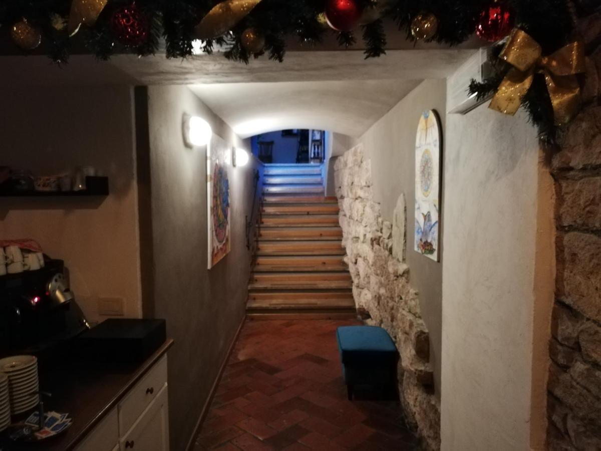 Hotel La Fortezza Асизи Екстериор снимка