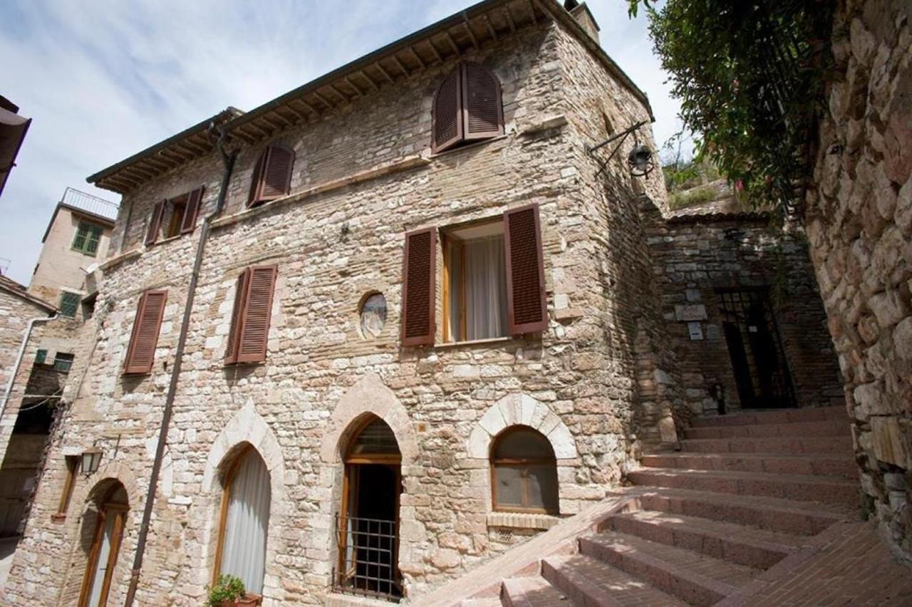 Hotel La Fortezza Асизи Екстериор снимка